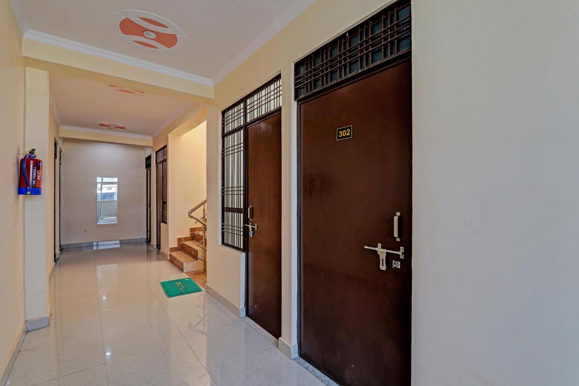 Super Hotel O Fort Inn Lucknow Esterno foto