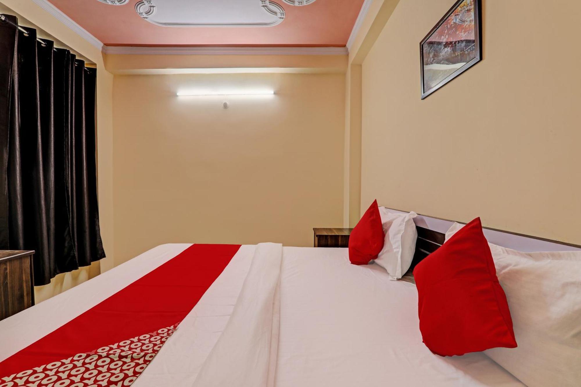 Super Hotel O Fort Inn Lucknow Esterno foto